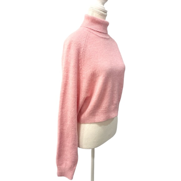 Mango Baby Pink Turtleneck Cropped Sweater Size Small - Picture 4 of 7